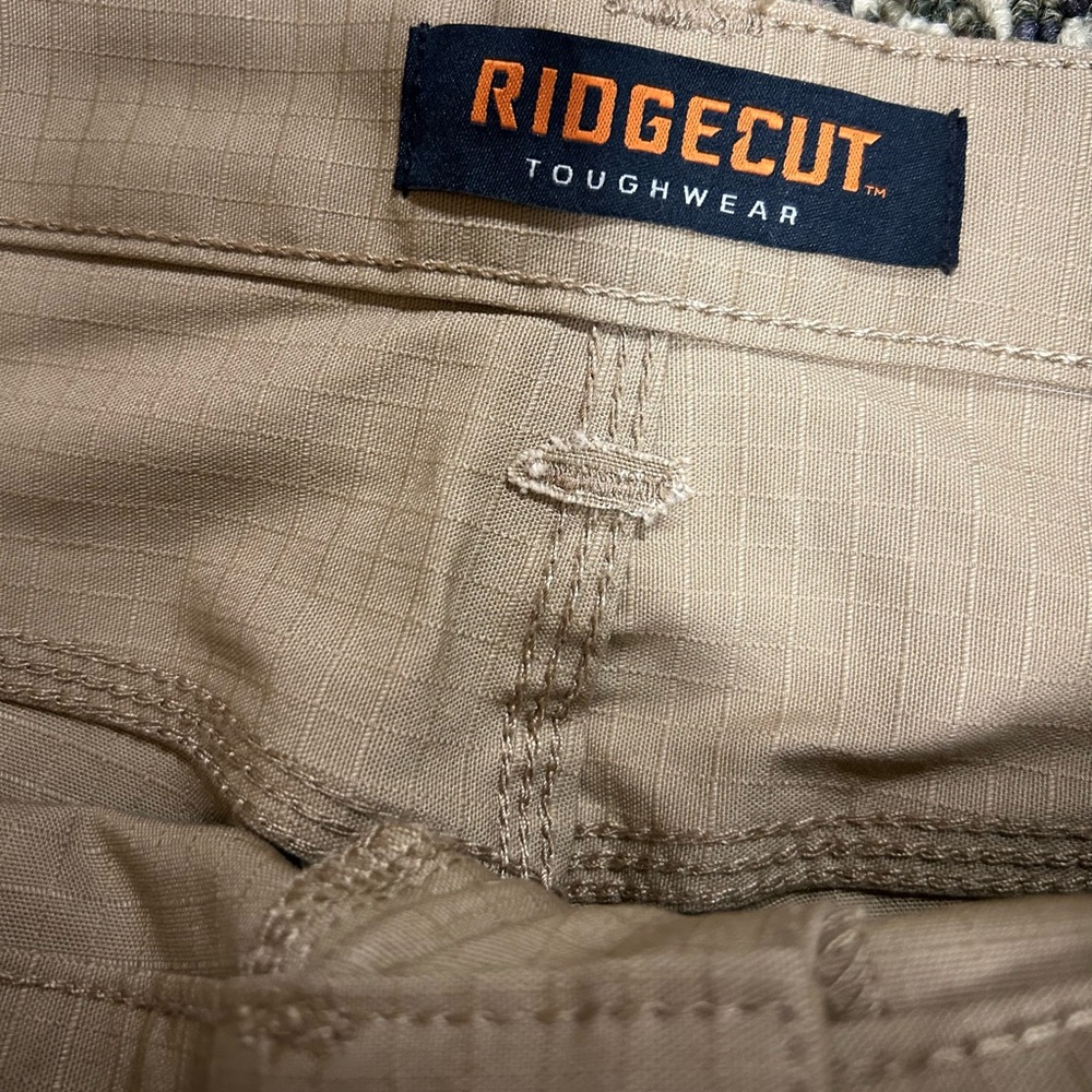 Jeans - Picture 2 of 3